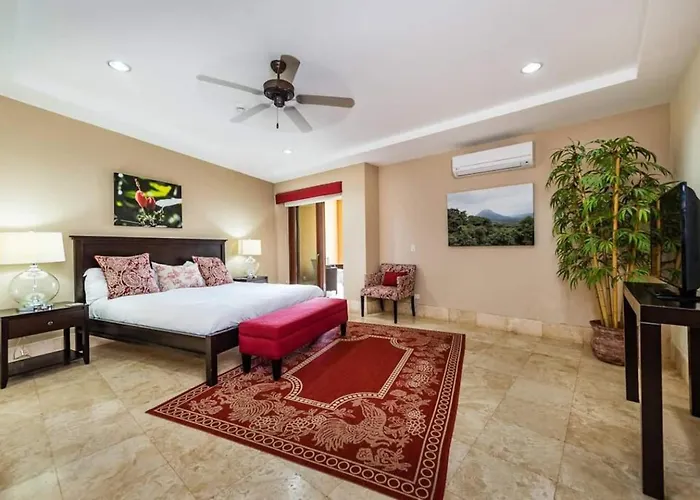 Beachfront, Sunset, & Ocean Views With Gas Grill Appart hôtel 4*
